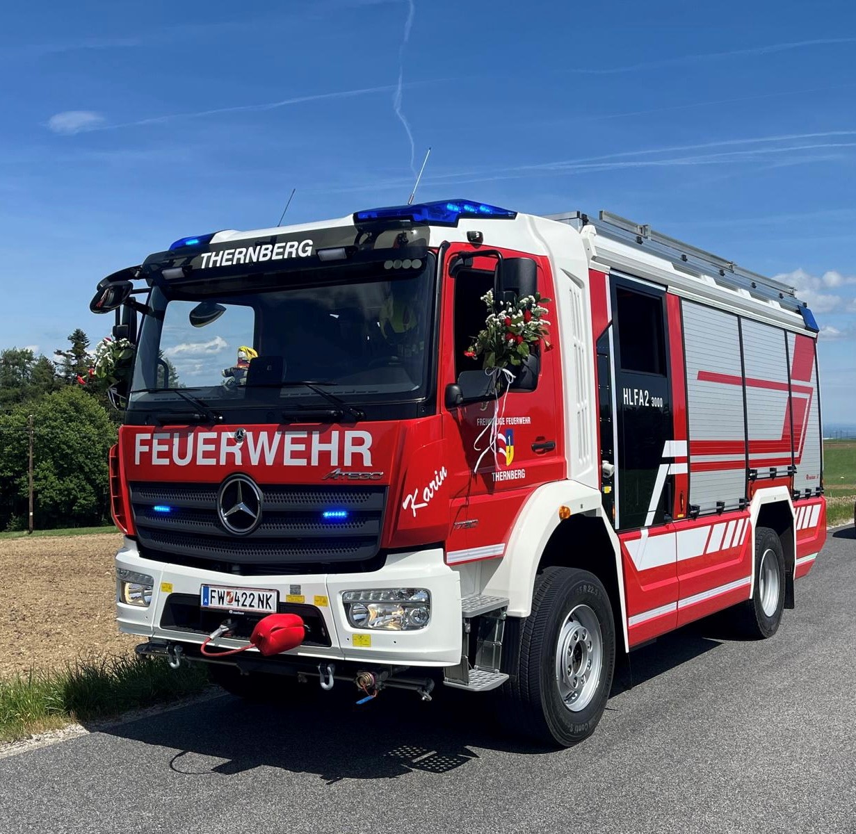 B2 – Fahrzeugbrand in Schlag
